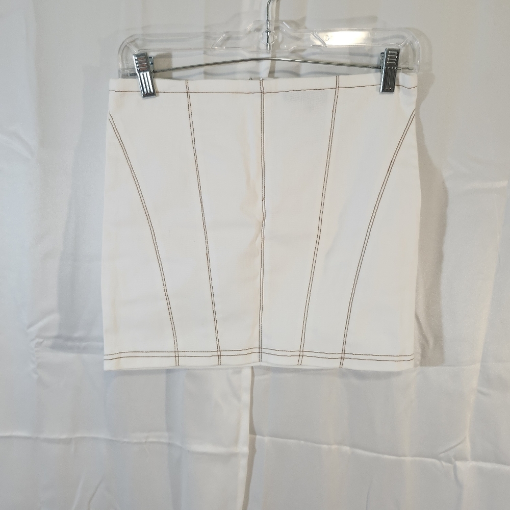 No Vacancy Skirt